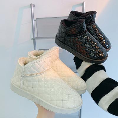 Новые зимние женские сапоги 2025 года, зимние новые бархатные утепленные теплые короткие сапоги, обувь на платформе, популярная в интернете, хлопковая обувь с защитой от воды