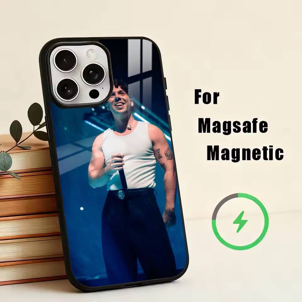 Singer Q-Quevedo Phone Case For iPhone17,16,15,14,13,12,11 Plus,Pro Magnetic For Magsafe Wireless Charging