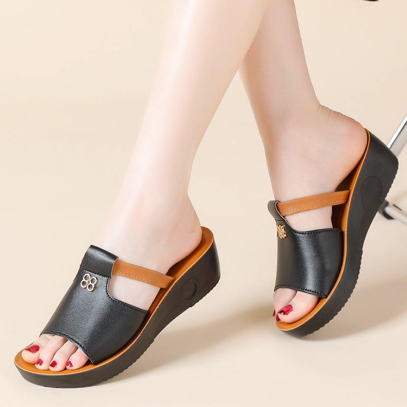 Spring and Summer Footwear Plus Size Round-headed Slippers Platform Sandals Beach Shoes Women's Shoes