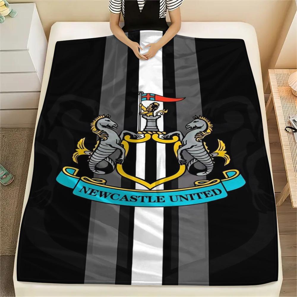 1Pc Newcastle United Print Flannel Blanket High Quality Warm Comfortable Cover for All Seasons Perfect for Gifts Home Decor
