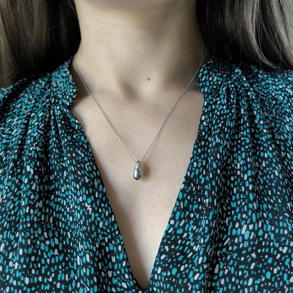 Серебряное колье с без камней, вес изделия 3,04 гр (2184805)