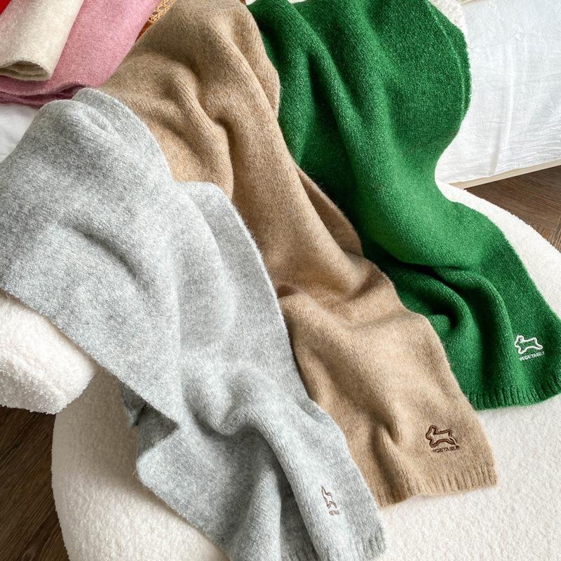 Red Embroidered Wool Scarf Female Rabbit Festive Autumn and Winter Versatile Imitation Cashmere Knitted Shawl