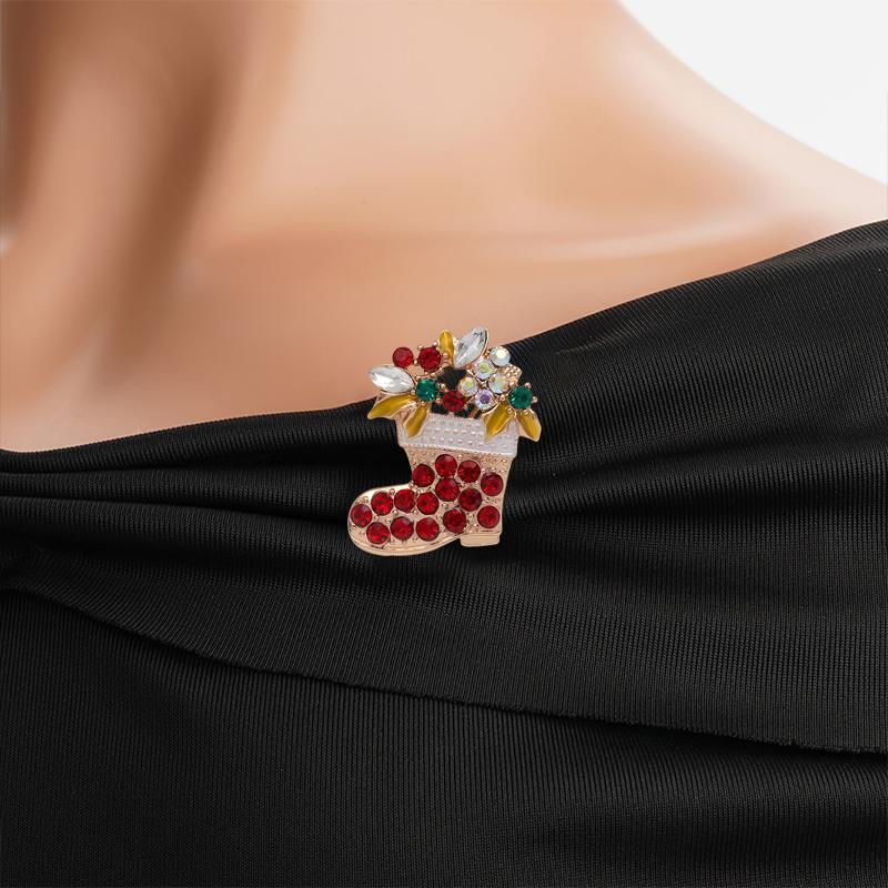 Christmas Tree Brooches Winter Fashion Jewelry Exquisite Gift Clothing Accessories