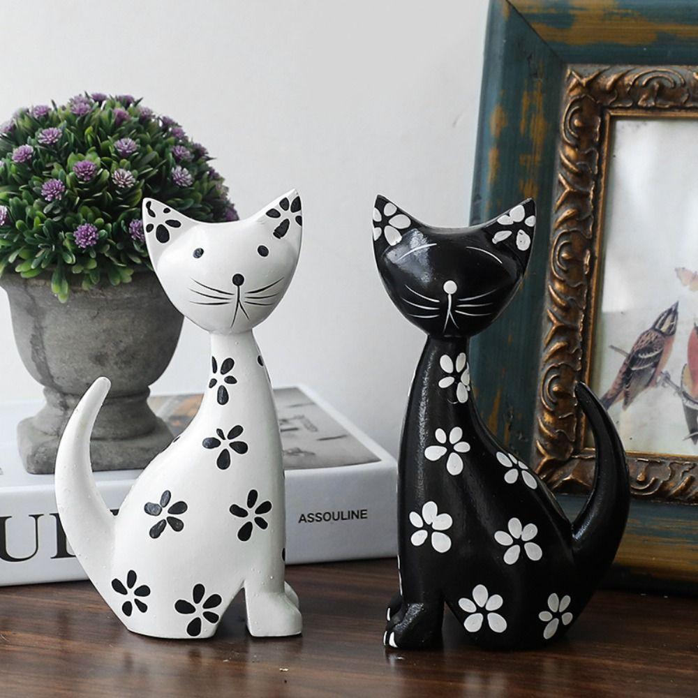 2pcs Modern Animal Sculpture Minimalist Miniatures Figurine Desktop Ornament Cat Statue TV Cabinet