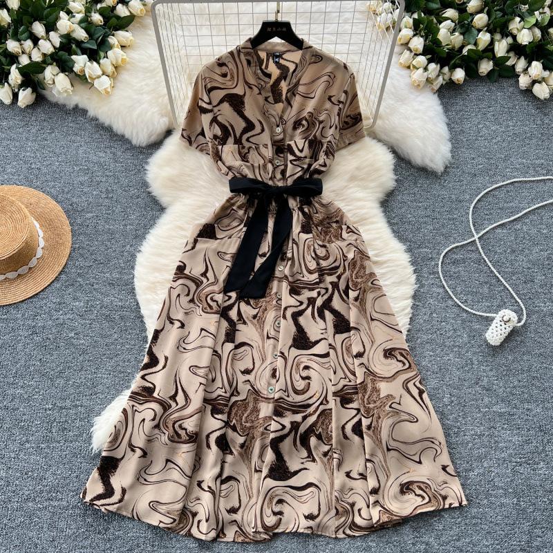 Summer new French retro wind collar single-breasted short-sleeved printing waist and thin temperament elegant dress long dress