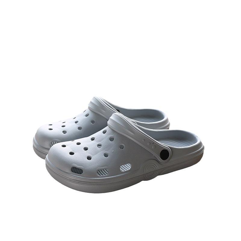 New Couple Hole Shoes Men's Soft Sole Non-slip Hollow Cool Slippers Garden Shoes Women's Seaside Beach Casual Foam Drag