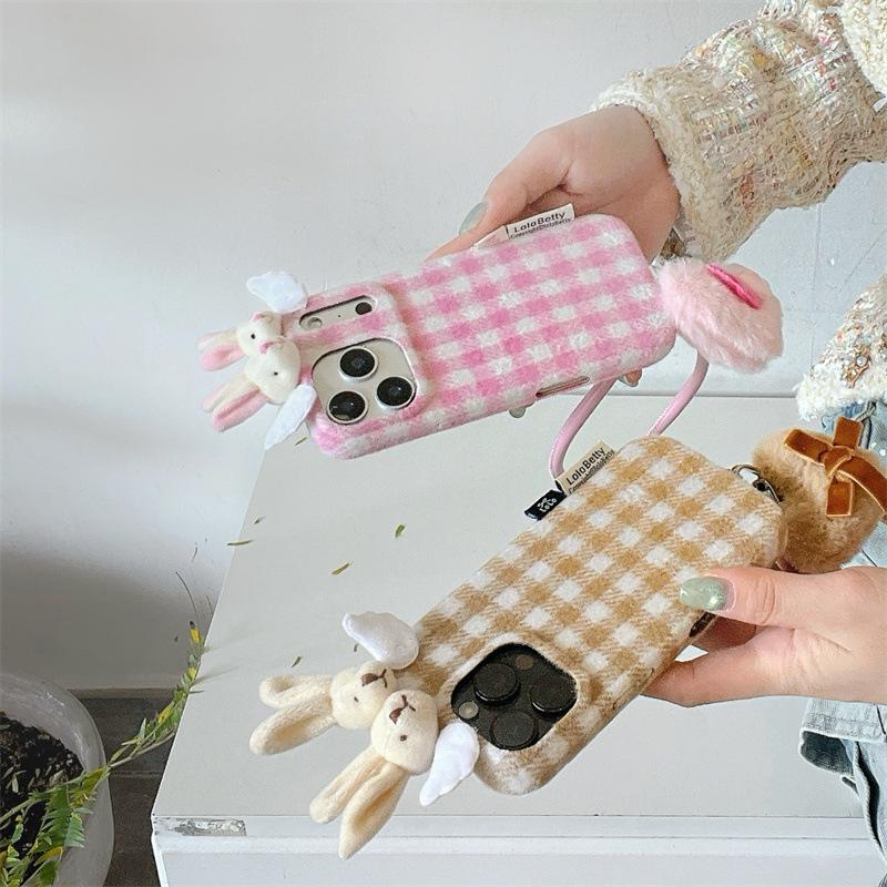 Бархатный 3D чехол с ушками кролика для iPhone 17/16 Pro Max/15/14: Осенне-зимняя версия.