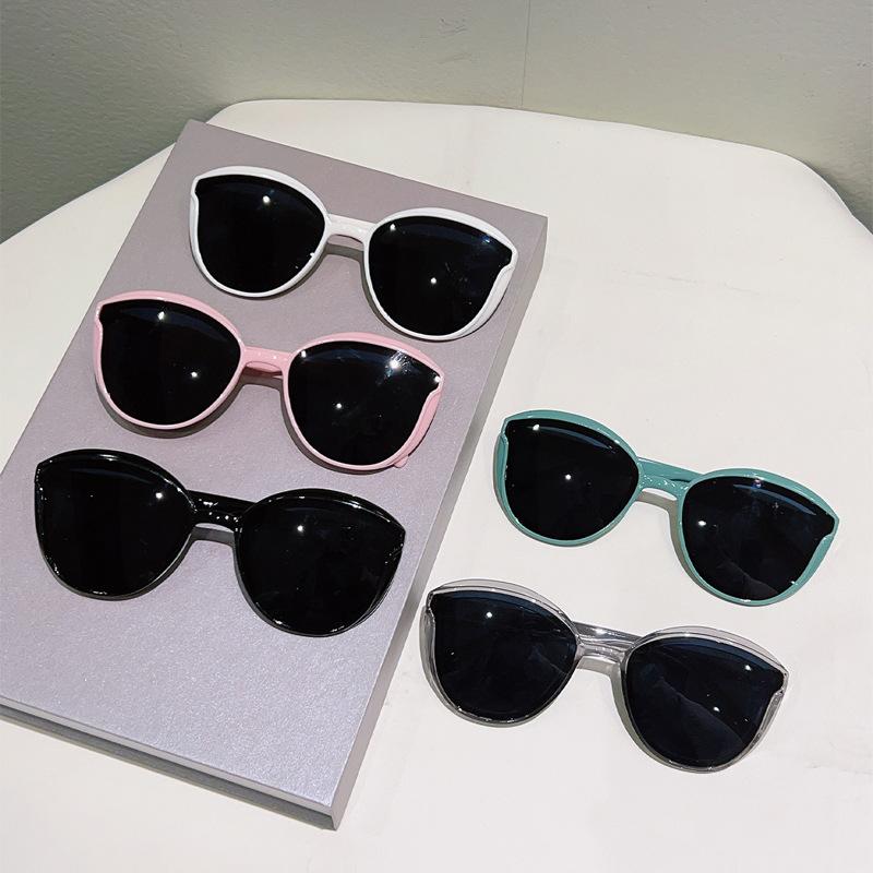 New Vintage Round Sunglasses for Women Men Circular Sun Glasses Oval Eyewear Oculos De Sol Unisex Fashion Eyeglasses