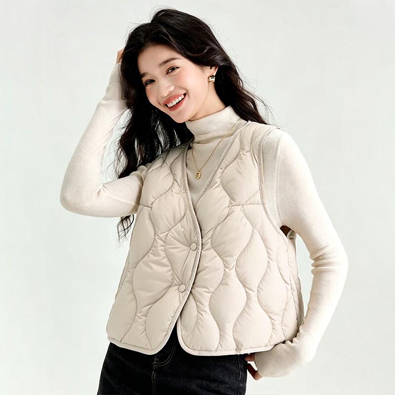 Fengmao Women's Lightweight V-Neck Down Vest