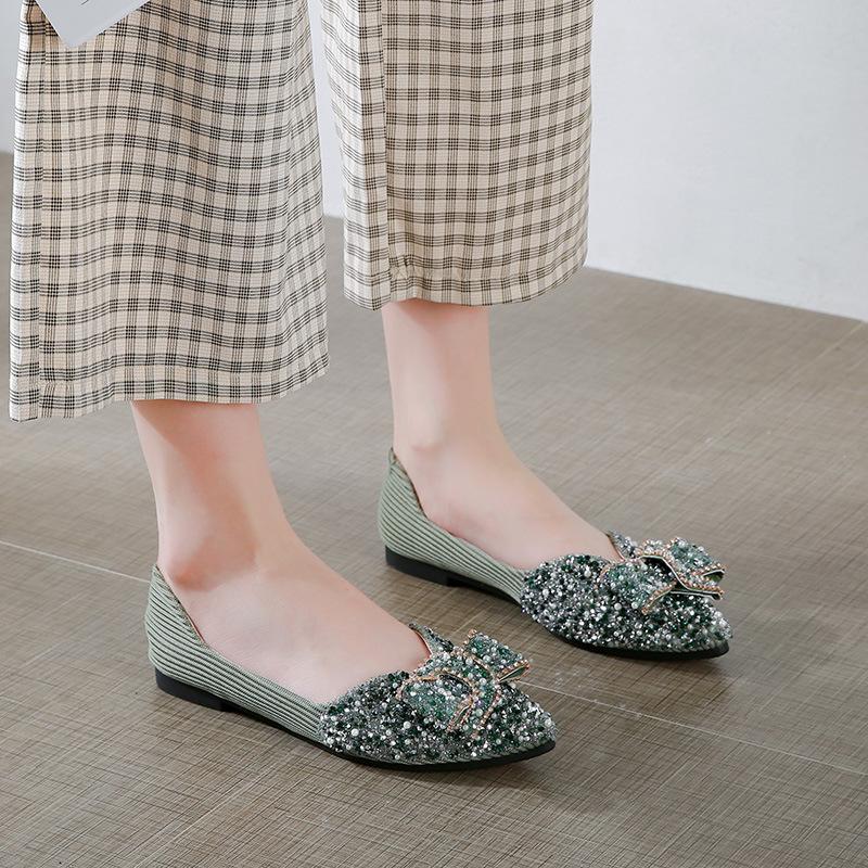 Pointed Single Shoes Women's New Shallow Mouth Rhinestone Flat Bottom Ladyshoes Soft Sole Large Size Women's Shoes One