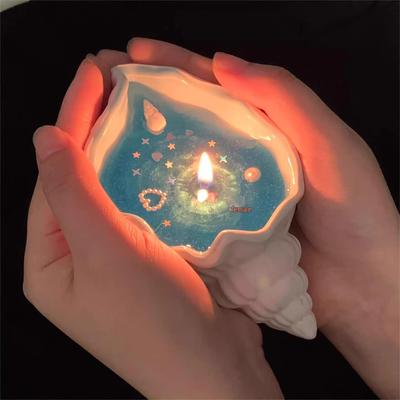 Ароматическая свеча «Морская ракушка»: Сувенир на день рождения ручной работы и украшение для спальни с долговечным ароматом для дома