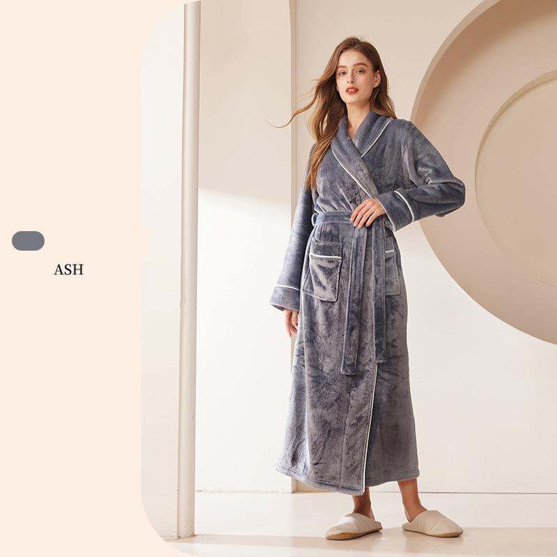 Халат для дома Простой плюс длинный халат Осень-зима Коралловый флис Утолщенные зимние модели Парная мочалка Удобная и элегантная пижама Халат для купания