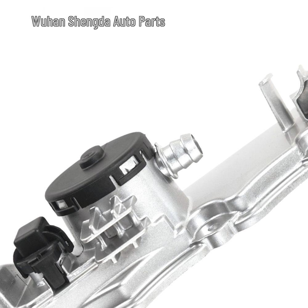 Peugeot Citroen 408 C4L 1.8 Клапанная крышка (9806623080, 9800522880)