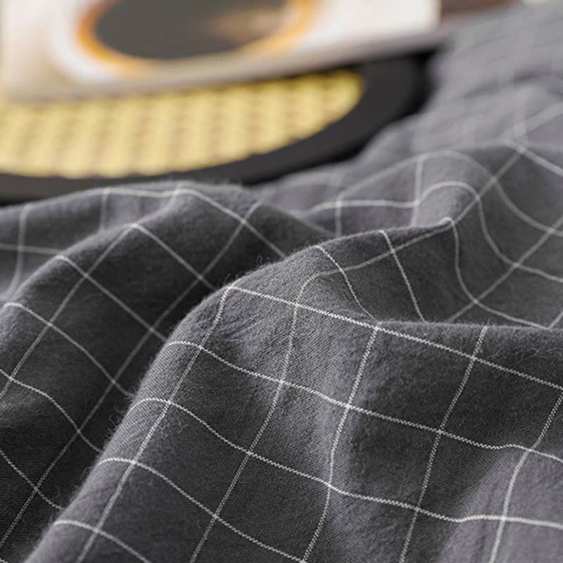 Сердцевина одеяла утолщается за счет стирки хлопка весной и осенью, чтобы сохранить тепло. Одеяло с кондиционером в одноместном или двухместном общежитии.