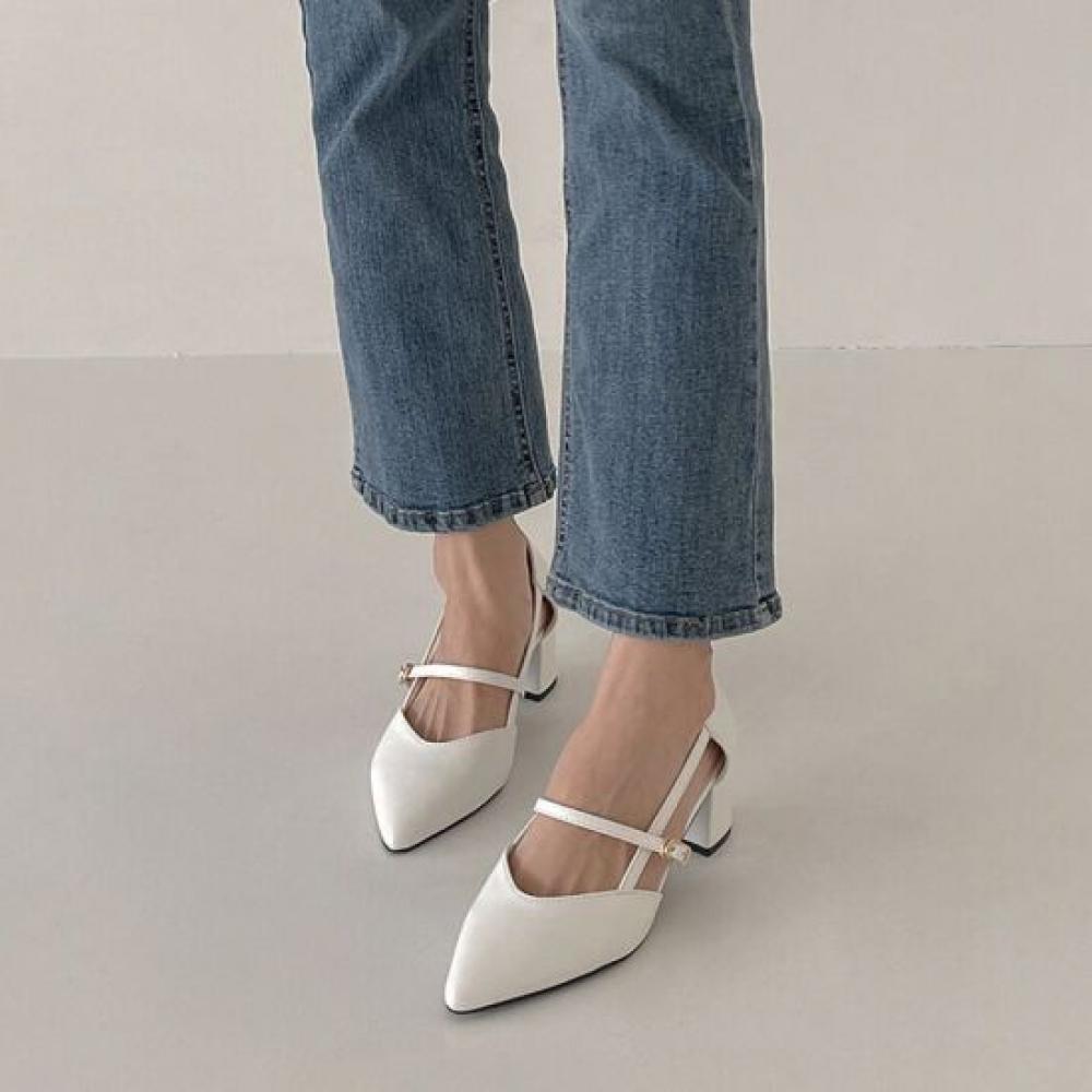 Gomvely Stiletto Mary Jane Flat Shoes