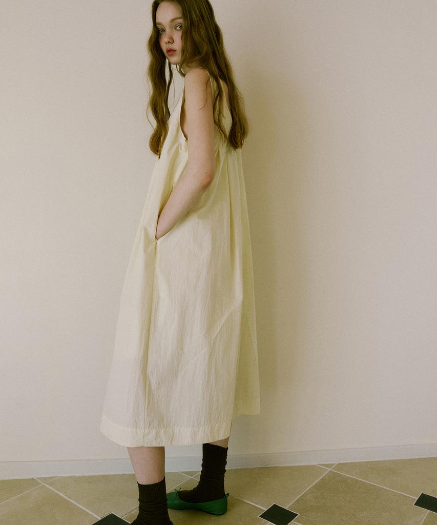 Green Butter Cotton Nylon Pintuck Dress (Cream)