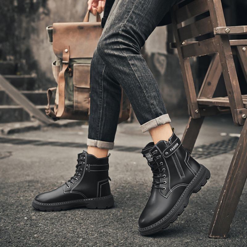 Men's Works Boots Spring Autumn Anti-slip Waterproof Male Sneakers Desert Tactical Boots Outdoor Travel Wear-resistant Man Shoes