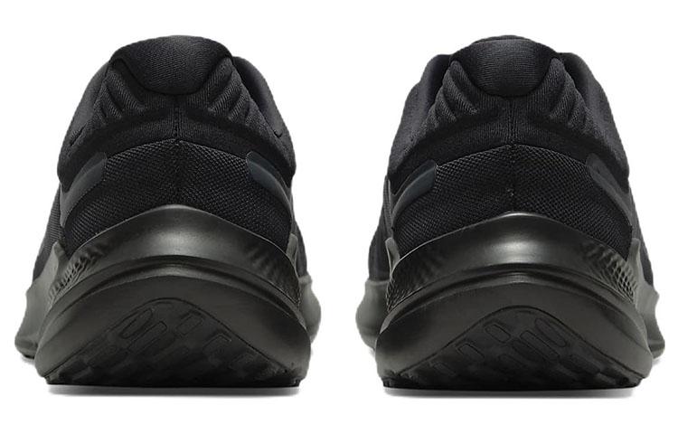 Men's Sneakers Nike Quest 5 Black Dark Smoke Grey Black/Dark Smoke Grey
