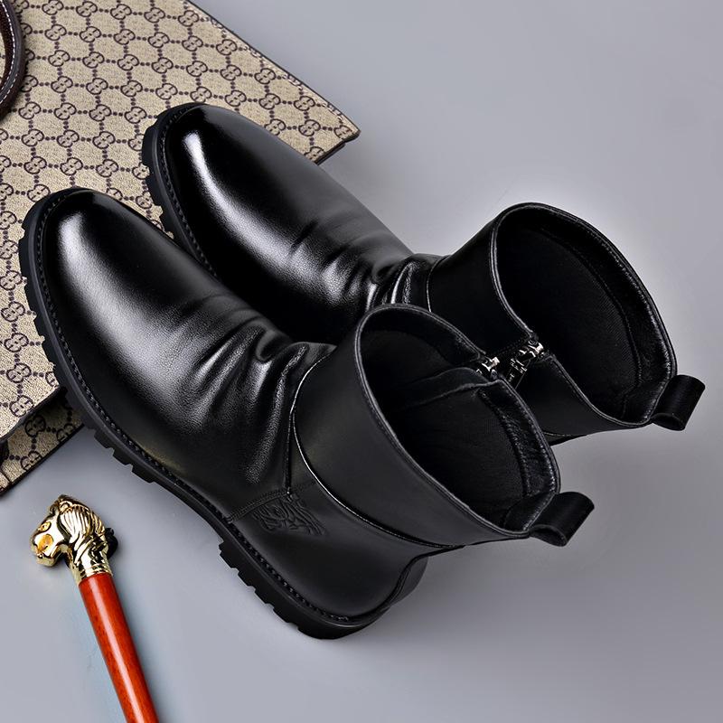 Мода Осень Зима Новые дизайнерские ботинки большого размера для мужчин Модные повседневные черные туфли Мужские кожаные ботинки челси с боковой молнией