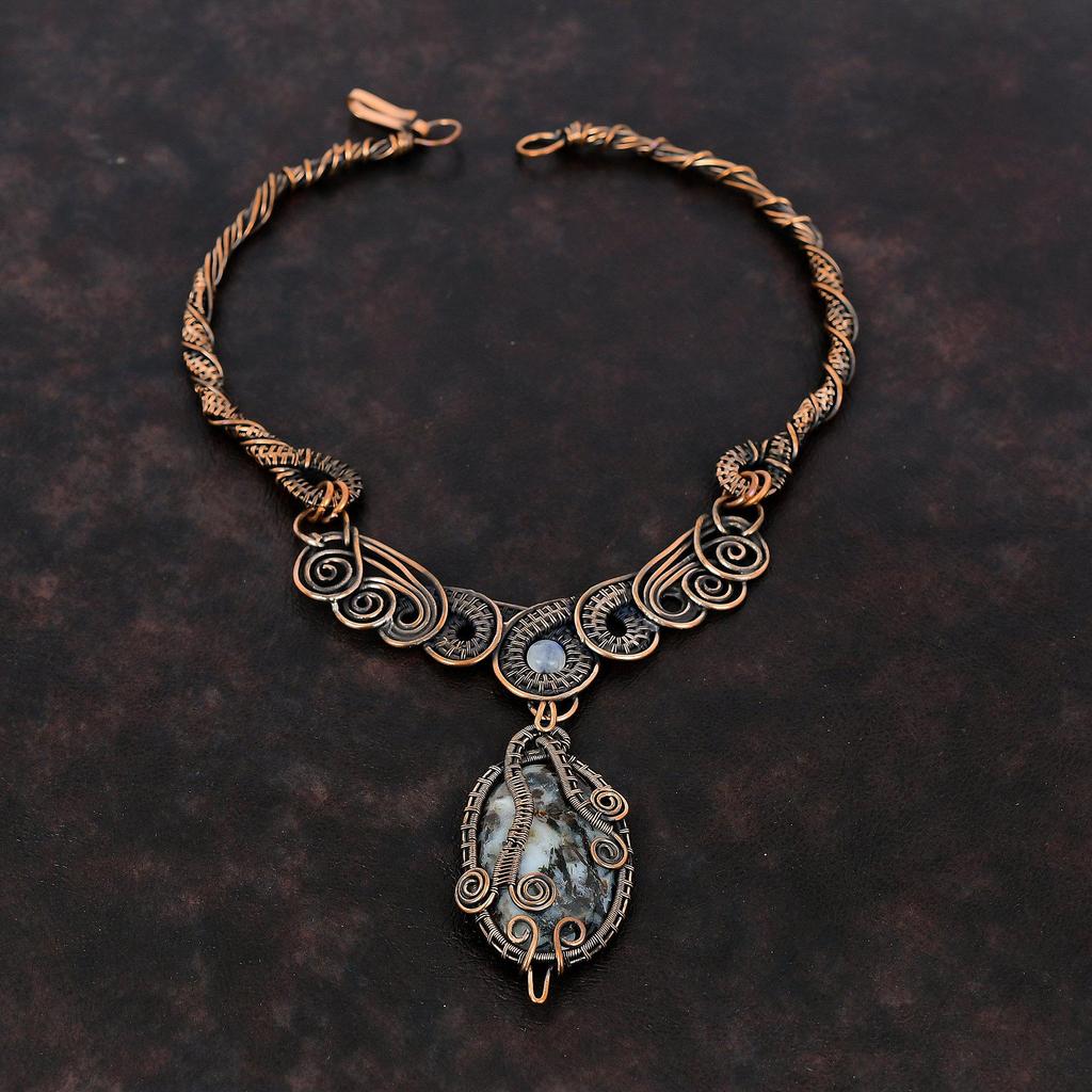 Ожерелье с астрофиллитом, ожерелье из медной проволоки, ювелирные изделия ручной работы в стиле бохо, ожерелье из радужного лунного камня, подарок для женщин, ювелирные изделия из меди с драгоценными камнями