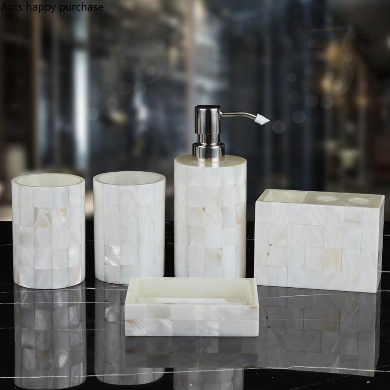 Раковина Набор для ванной комнаты Набор для мытья посуды Туалетные принадлежности Стаканчик для ополаскивателя для полости рта Флакончик для лосьона Держатель зубных щеток Мыльница Коробка для ватных палочек Поднос Коробка для салфеток