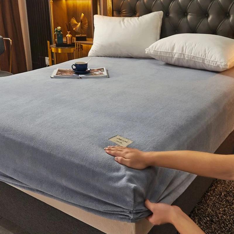Мягкий теплый наматрасник, утолщенный бархатный эластичный чехол для простыни, протектор, однотонный чехол для кровати, латексный коврик, чехол для кровати, постельные принадлежности