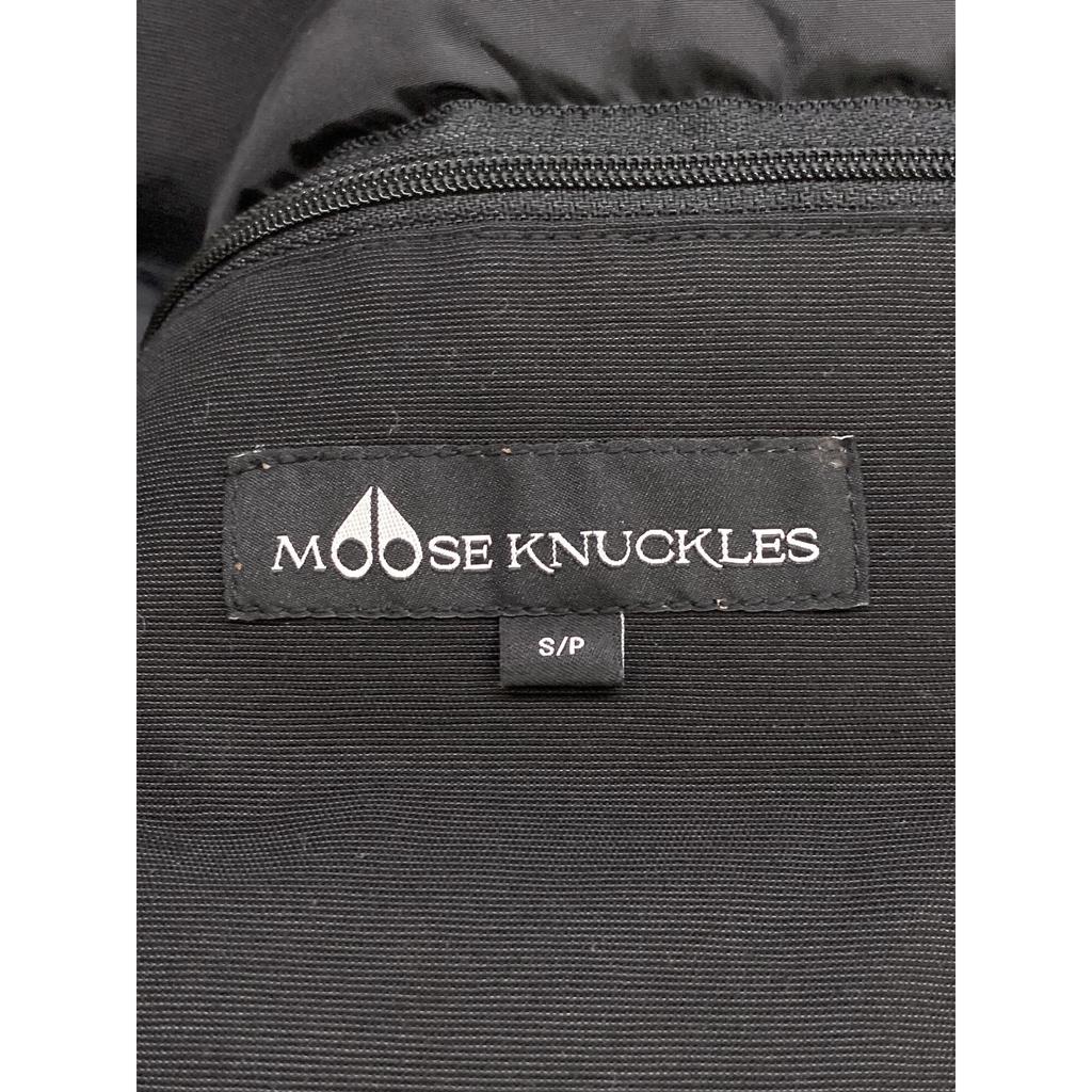 Moose Knuckles Черная куртка LITTLE RAPIDS BOMBER с капюшоном из меха, пуховик, куртка, размер S, черная, б/у