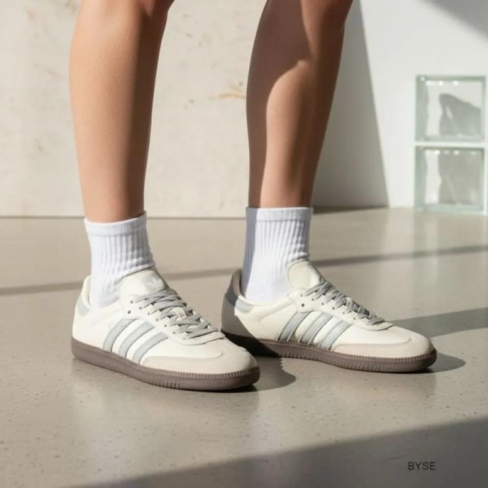 adidas Samba OG Sneakers Cream White Wonder Silver 471684