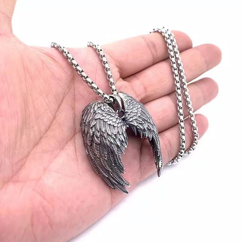 Hot-selling Retro Angel Wing Pendant European and American Mens Fashion Creative Pendant Necklace Accessories