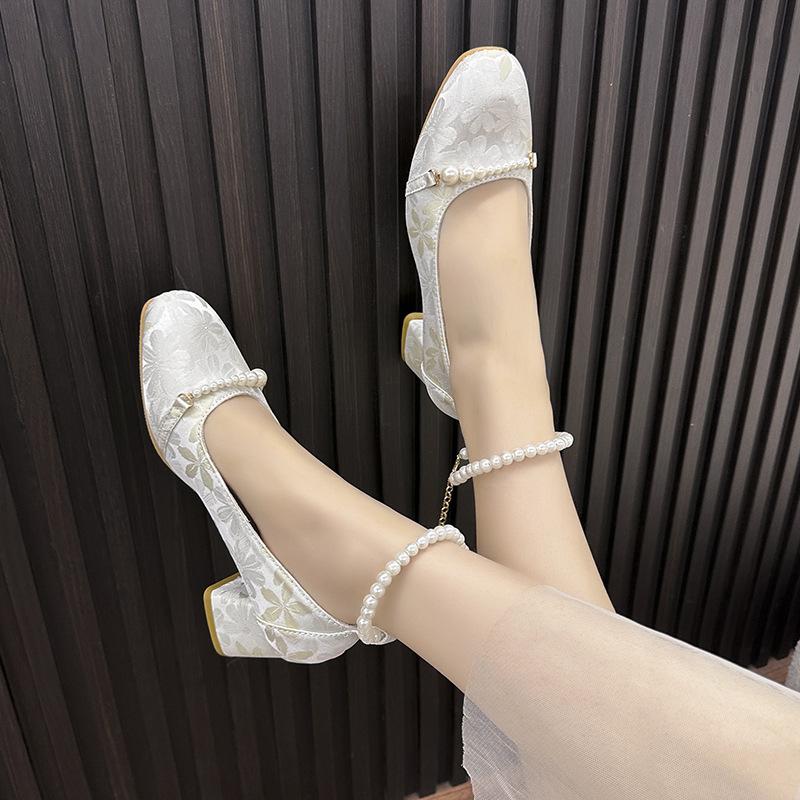 High Heels Women's 2025 New Chinese Pearl Chain Antique Mary Jane Shoes Square Head Light Mouth Thick Heel Single Shoes Women
