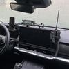 Держатель для мобильного телефона на центральную консоль Tank 400