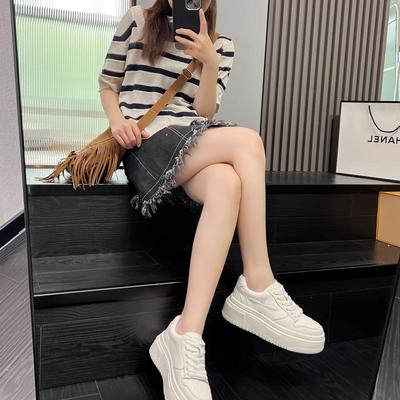 Цельнокожаные туфли на платформе с внутренней высотой, универсальные, модные, весенние новинки, белые туфли, повседневные кожаные кеды для женщин