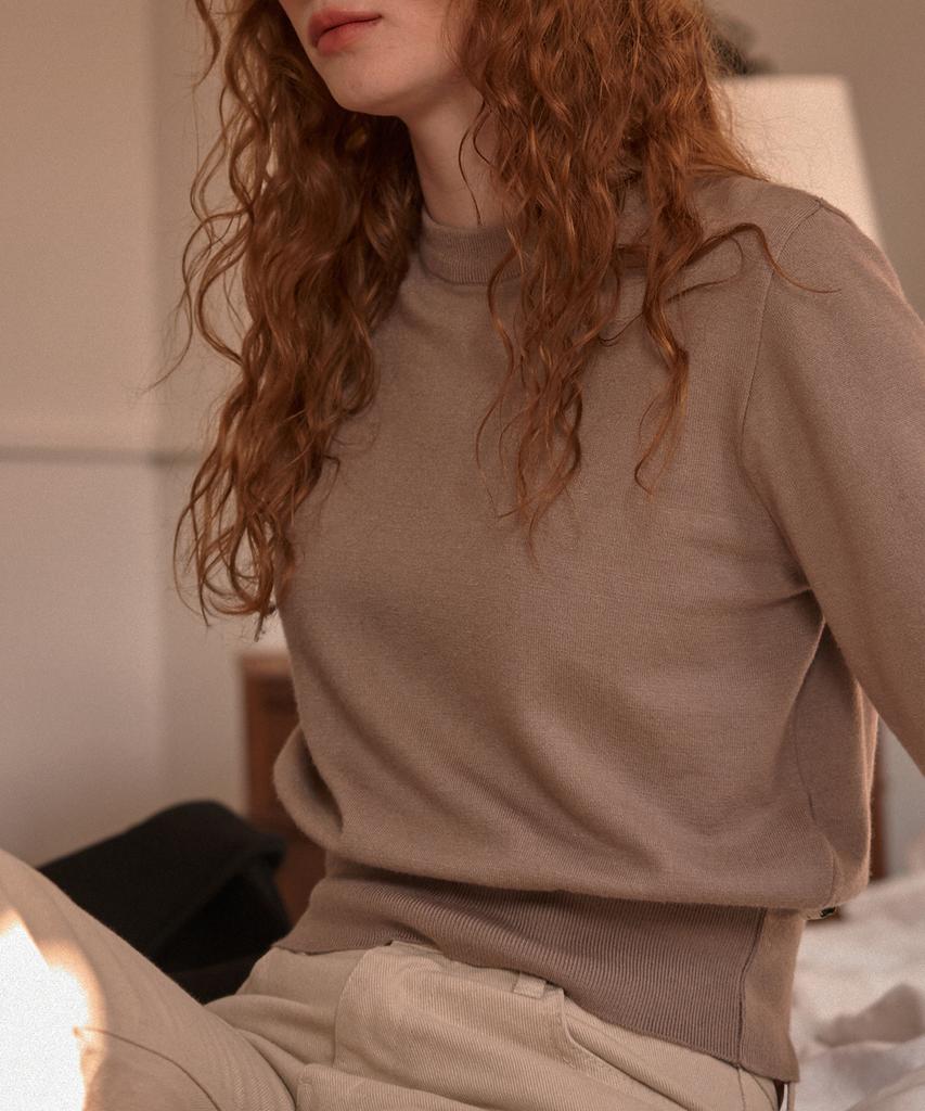 LAMARO Agatha Round Neck Classic Knit (Beige)