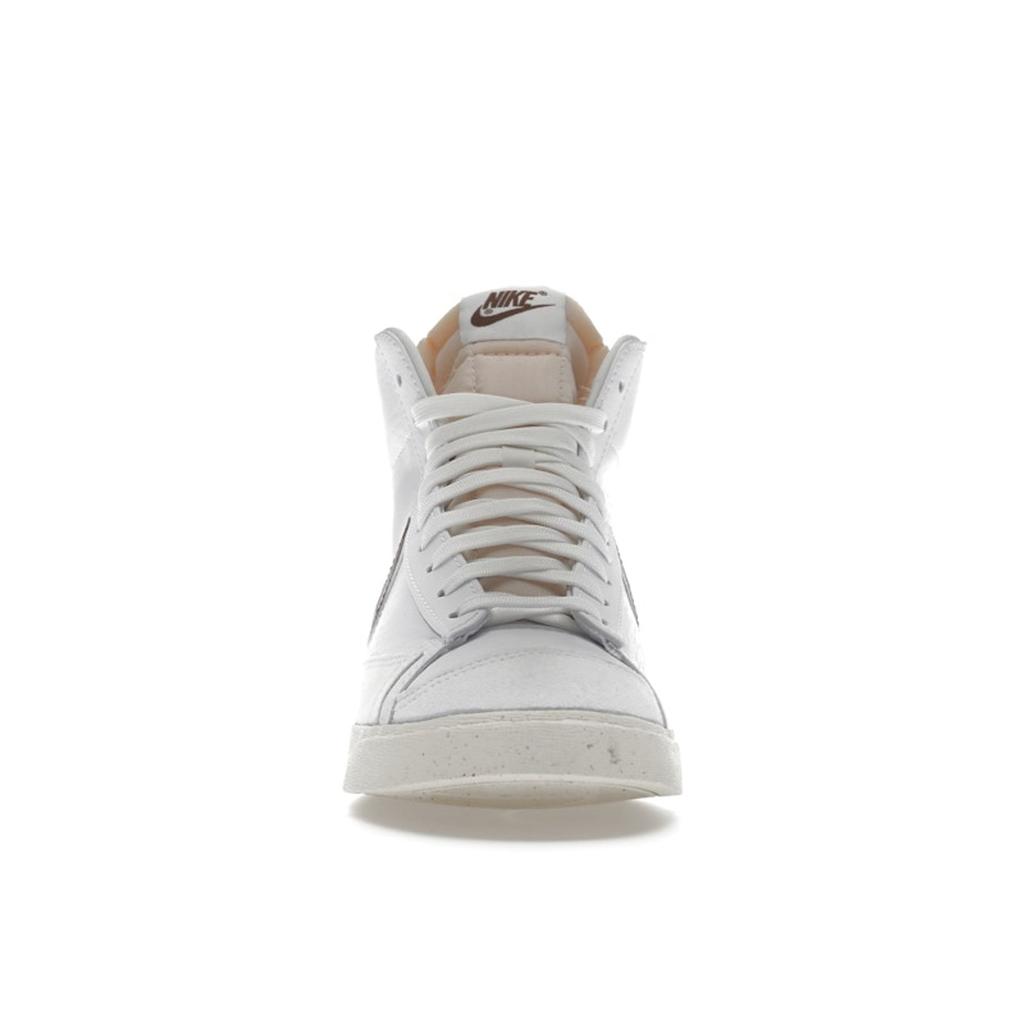 Nike Женские кроссовки Blazer Mid 77 Next Nature Cacao Wow Белые Парусные Черные DQ4124-104