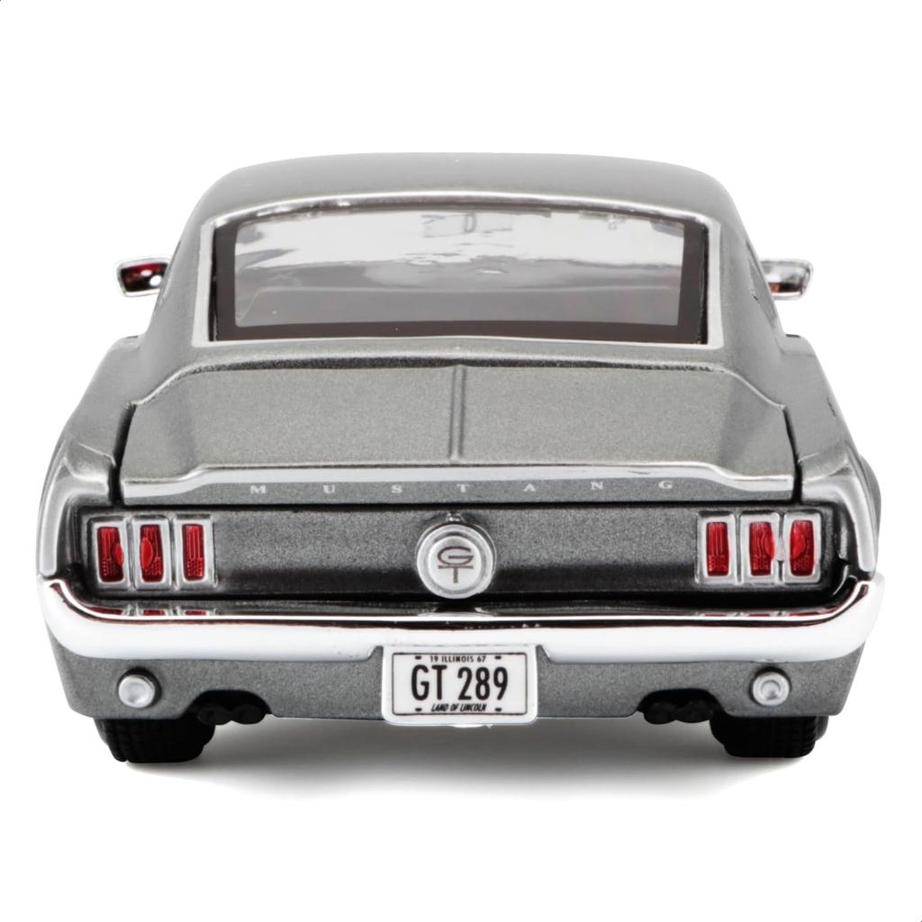 Масштабная литая модель автомобиля Ford Mustang GT 1967 года от Maisto в сером цвете 31260 1/24 (Код товара GY)