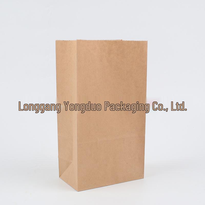 Полосатый пакет из крафт-бумаги в горошек с квадратным дном для гамбургеров, выпечки, еды на вынос и подарочной упаковки.