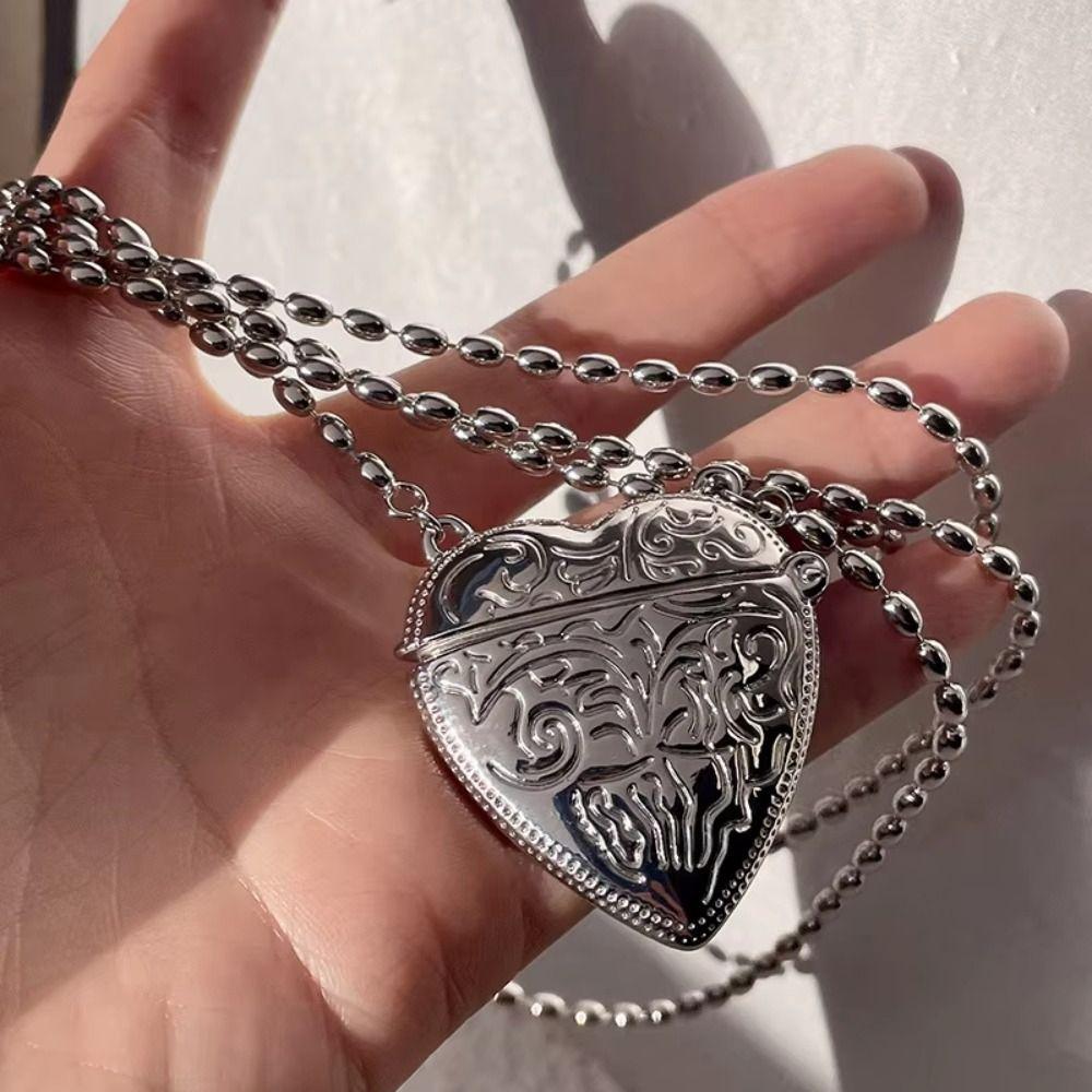 Фотоподвеска с резным сердцем, ожерелье с открывающейся коробкой для фотографий, подвеска в виде сердца, ожерелье-медальон, цепочка для свитера