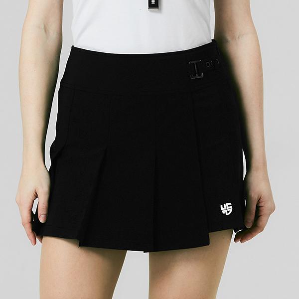 HENRY STUART Women'S Half-Pleated Shorts Black