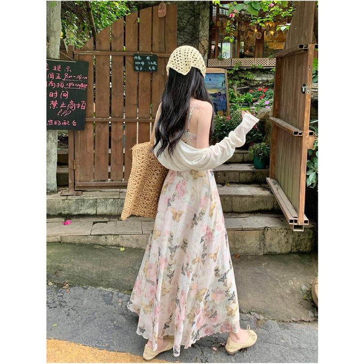 Шикарное и женственное платье макси без рукавов с цветочным принтом и подтяжкой на талии