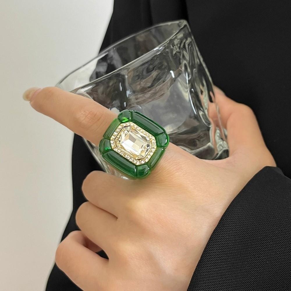 New Fashion Colorful Rhinestones Ring Three-dimensional Elegant Jewelry Finger Ring Geometric Square Ring Women