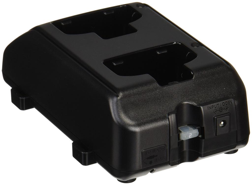 ICOM Type Charger Up To 5 Units Can Be Connected Two-port (BC-186 Required) BC-200