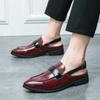 Мужские туфли большого размера, новые полуоблегающие туфли из глянцевой кожи, модные дышащие повседневные туфли из кожи, модные бахилы с ремешком сзади