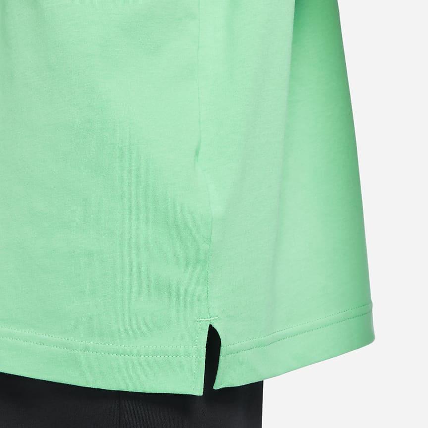 Nike T Shirts Women's Green Crew Neck Moderate Straight Fit DV8318-363