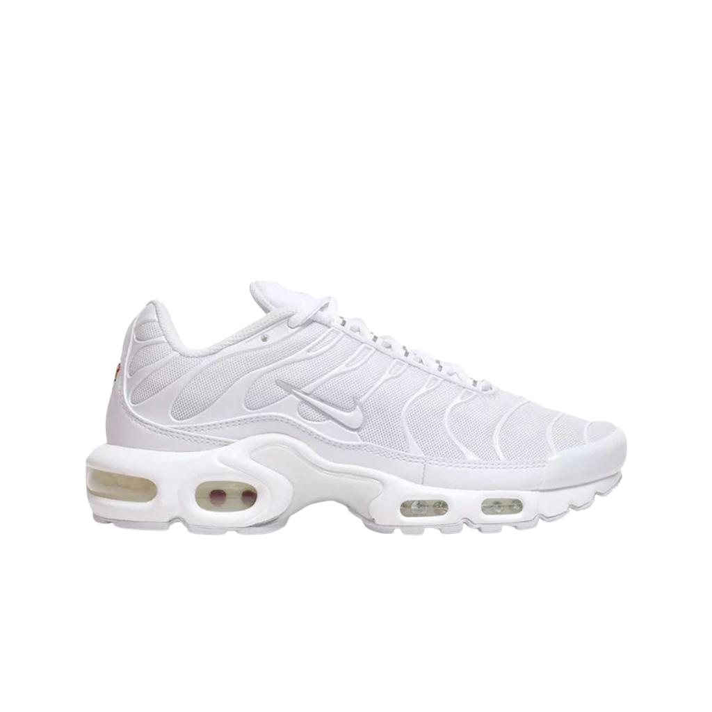 ladies white nike air max