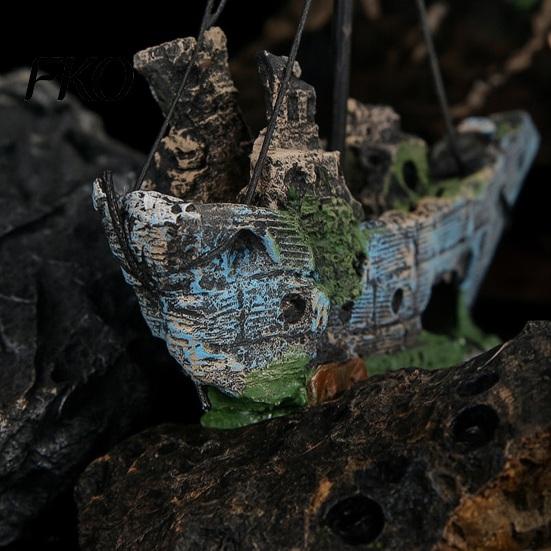 Durable Aquarium Sculpture Ornament, Solid Resin Sunken Ship Decoration with Hollow Holes, Fish Tank Accessory Landscaping Decor for