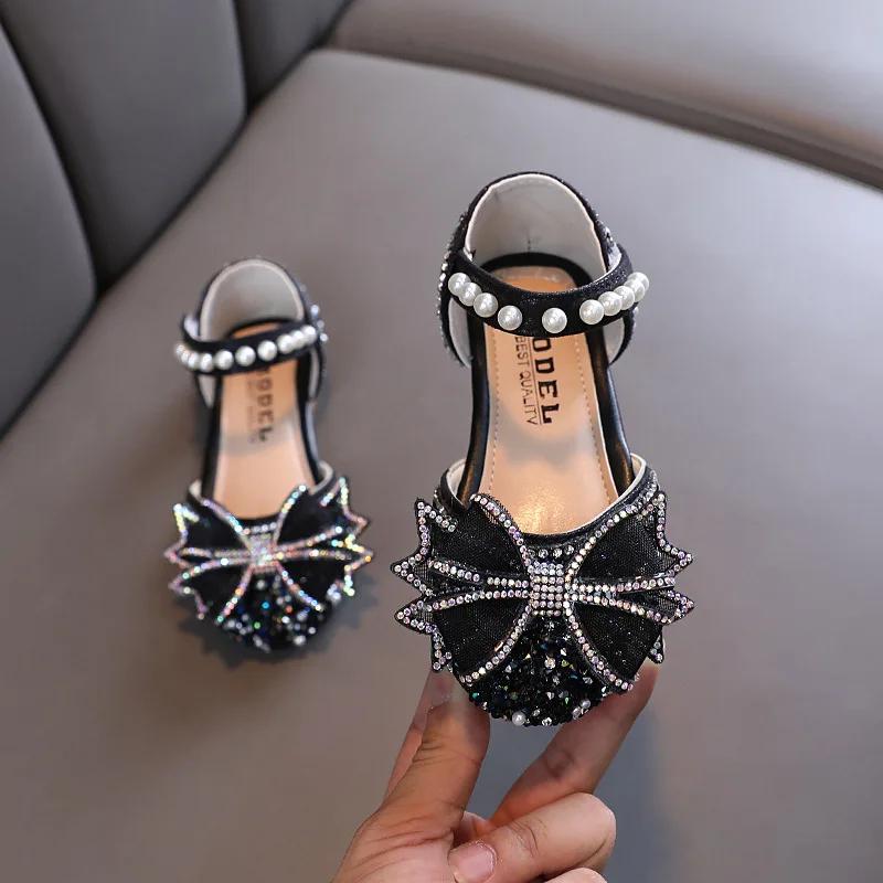 Baby Girls Princess Shoes Sequins Pearl Bow Kids Sandals Non-slip Children Shoes Party Wedding Elegant Performance Shoes F06144
