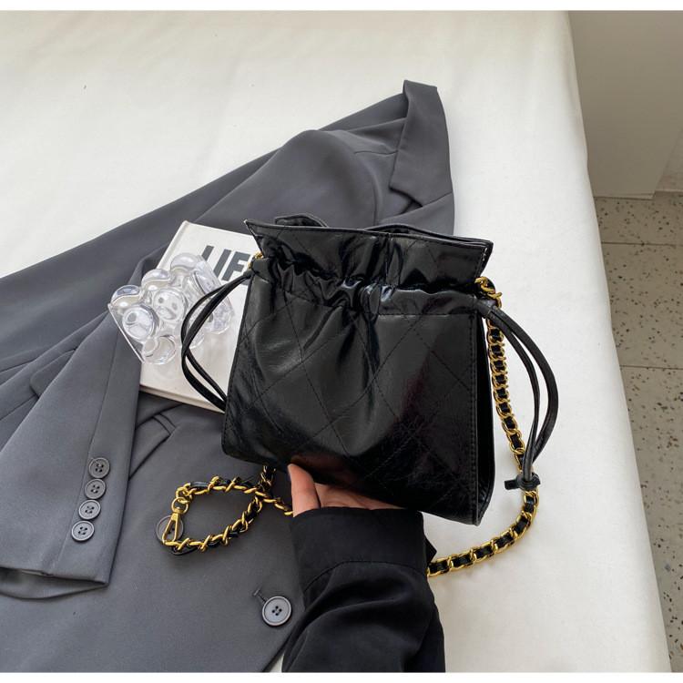 Ielgy Soft Leather Drawstring Bucket Bag Retro Chain Shoulder Crossbody Fashion Embroidery Thread Pouch