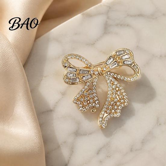 Alloy Lapel Pin Sparkling Rhinestone Bow Brooch, Mini Bowknot Shaped Bag Decoration Brooch Pin, Clothing Jewelry Accessory for Women Girls