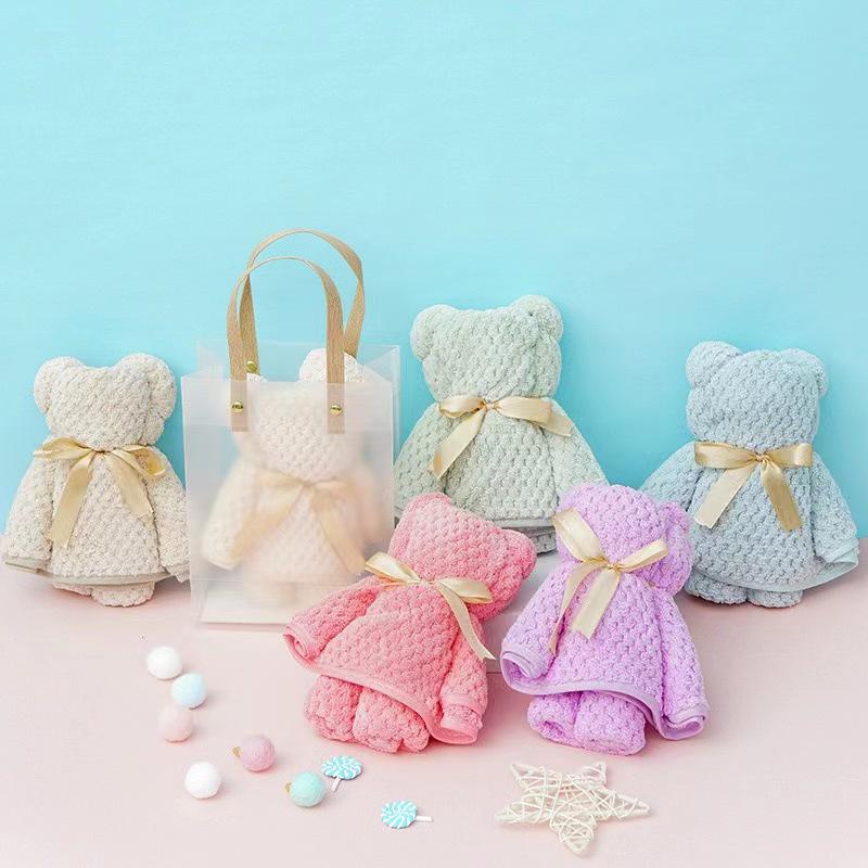 Pineapple Bear Towel: Souvenir & Gift for Weddings and New Year Celebrations