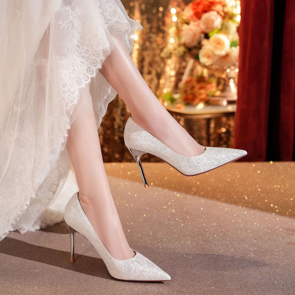 Блестящие туфли на высоком каблуке женские туфли на тонком каблуке с неглубоким горлом одинарные туфли из микрофибры свадебные туфли платье темперамент продвинутый смысл